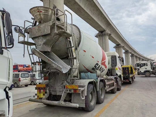 SANY 12 क्यूबिक प्रयुक्त कंक्रीट मिक्सर ट्रक हिनो इंजन के साथ SY412C-8S पर लगा हुआ है